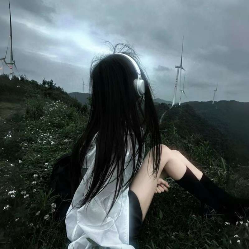 99+ Avatar ảnh gái xinh che mặt ngầu, bí ẩn cực cuốn hút 8 avatar nàng thơ che mặt và tai nghe