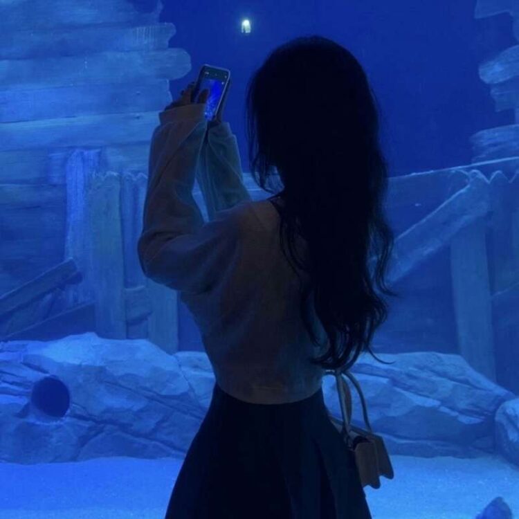 Bật mí bộ sưu tập avatar ảnh gái xinh che mặt cực ấn tượng