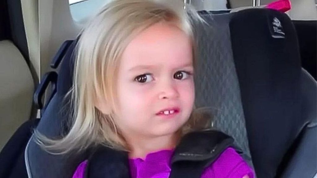 Trọn bộ 100+ meme nổi tiếng hài hước khiến giới trẻ phát sốt 15 Cô gái có biểu cảm khó hiểu đã virut và trở thành meme nổi tiếng nhất