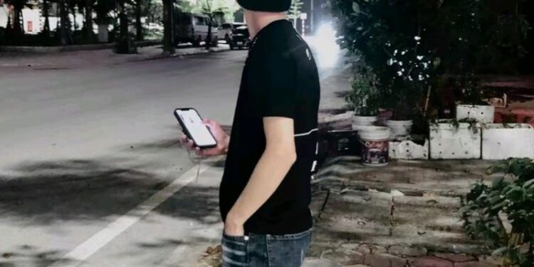 ảnh boy phố che mặt