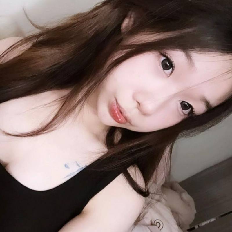 Ảnh avatar gái xinh dễ thương trưởng thành