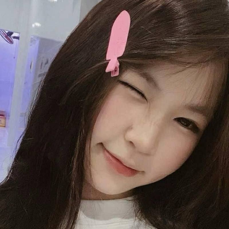 Ảnh gái xinh làm avatar K5