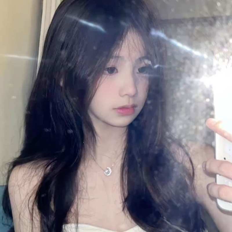 Avatar gái xinh trưởng thành K5