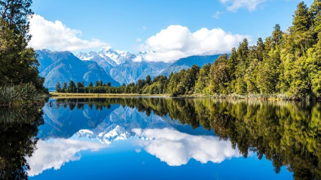 99+ hình nền thu hút tài lộc mệnh Mộc đẹp, gia tăng vượng khí 13 Hình nền sông nước hữu tình hợp mệnh Mộc