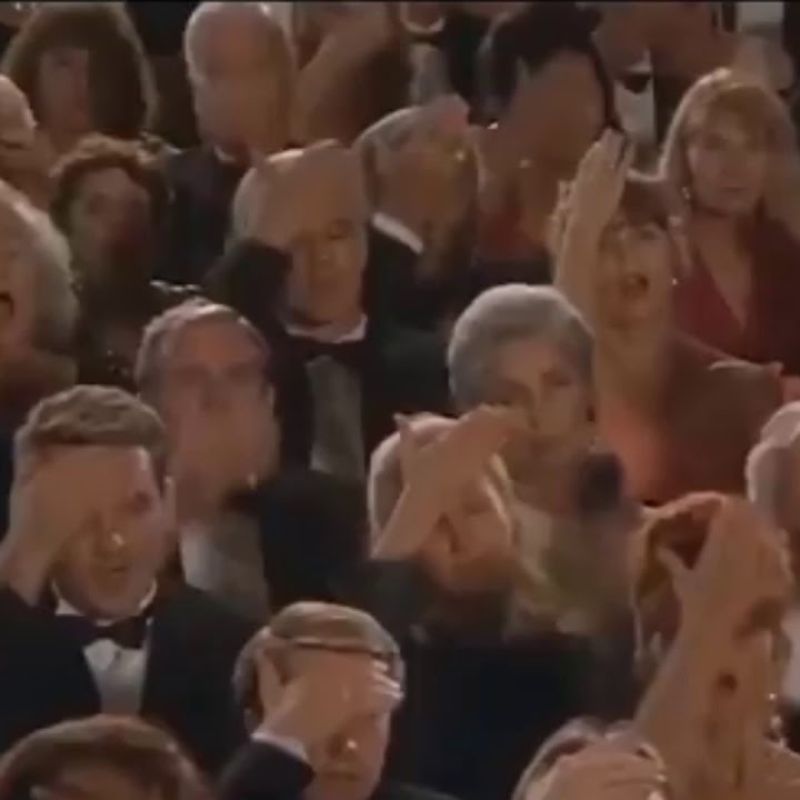 99+ meme vỗ tay hài hước khiến cộng đồng mạng cười té ghế 12 meme vỗ tay lên trán