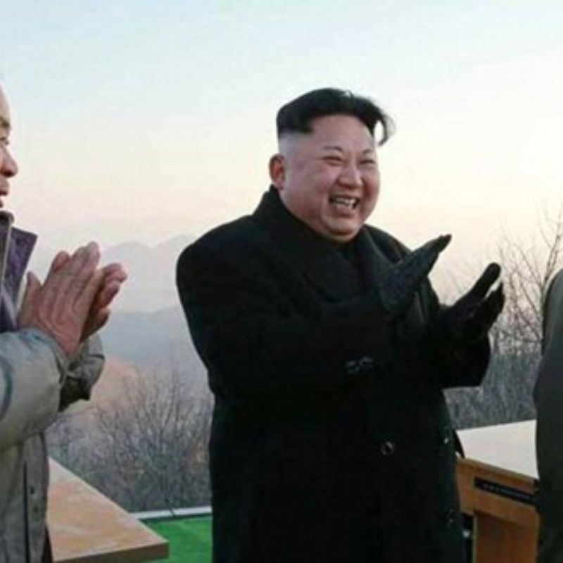 99+ meme vỗ tay hài hước khiến cộng đồng mạng cười té ghế 22 meme kim jong-un vỗ tay