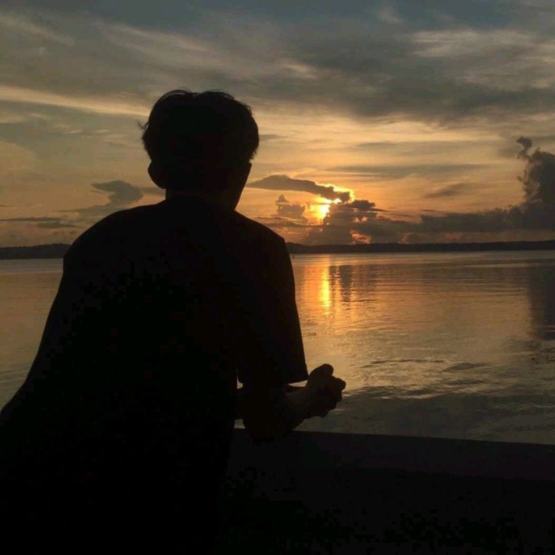 88+ Mẫu ảnh chụp sau lưng nam đẹp, ngầu, chuẩn boy phố 20 ảnh chụp sau lưng nam tâm trạng