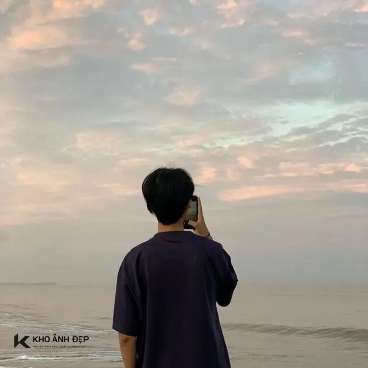 88+ Mẫu ảnh chụp sau lưng nam đẹp, ngầu, chuẩn boy phố 1 ảnh chụp sau lưng nam