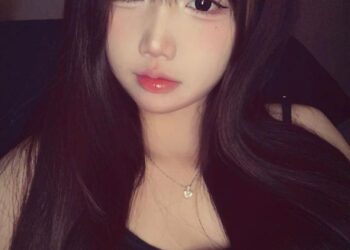 199 Ảnh avatar gái xinh k10 đẹp trong trẻo, chuẩn gen Alpha