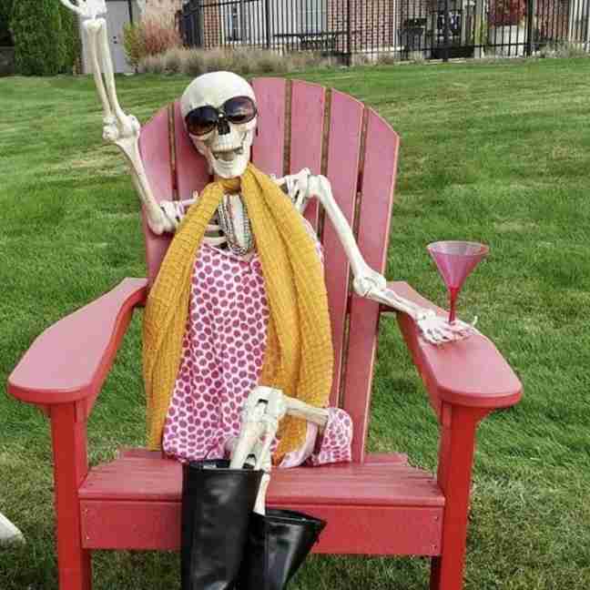 99+ Ảnh skeleton meme hài hước nhất, đảm bảo cười vỡ bụng 24 Ảnh chế Skeleton bá đạo