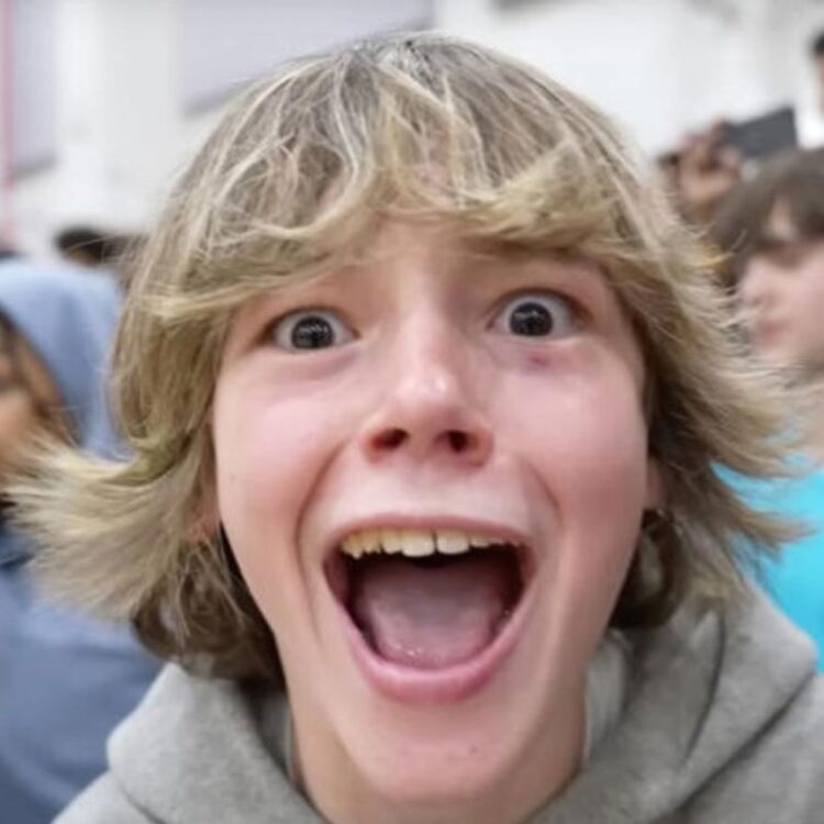 67 Meme là gì? Tổng hợp ảnh chế "Six Seven" đang viral khắp TikTok 1 ảnh 67 meme