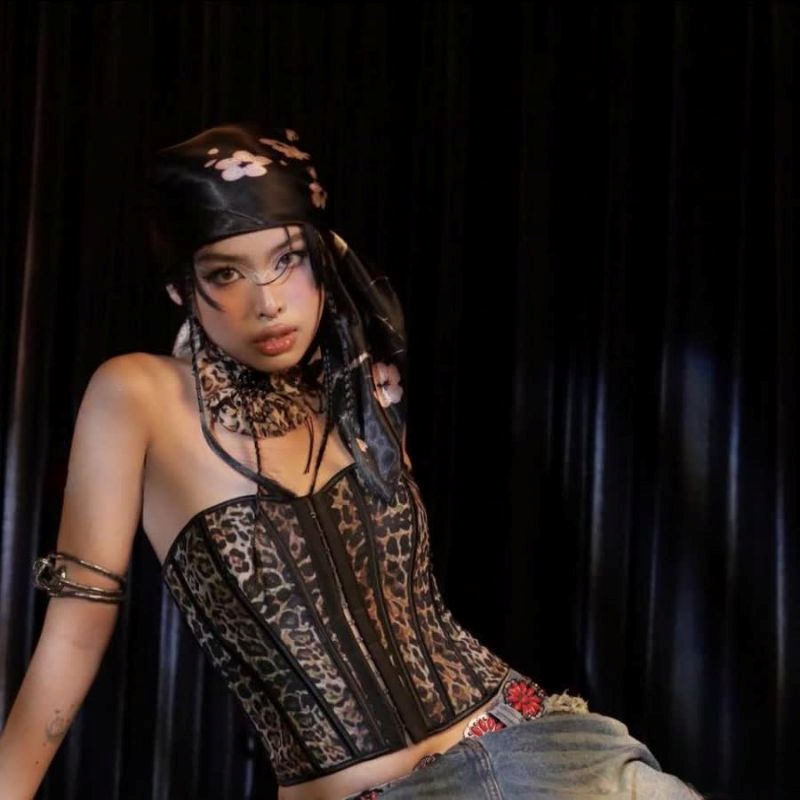 Bộ sưu tập 99+ ảnh 52Hz đẹp, cá tính, cực cuốn hút làm avatar 7 Ảnh avatar slay nữ ca sĩ 52Hz