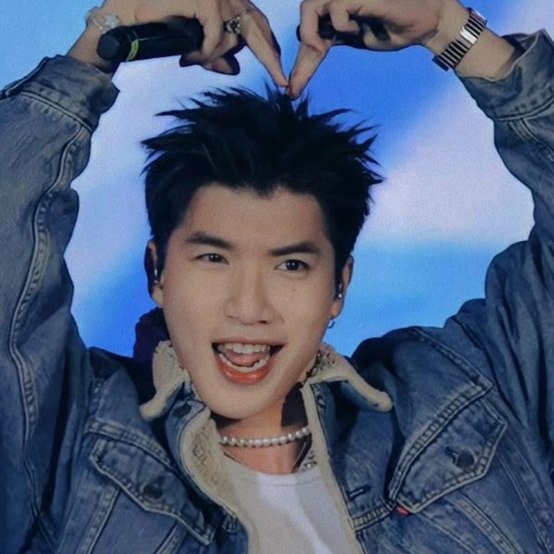 99+ Ảnh Hiếu Thứ Hai điển trai, ngầu cuốn hút 15 hieuthai làm trái tim tặng fan