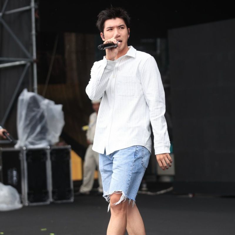 99+ Ảnh Hiếu Thứ Hai điển trai, ngầu cuốn hút 22 hiếu thứ hai rehersal