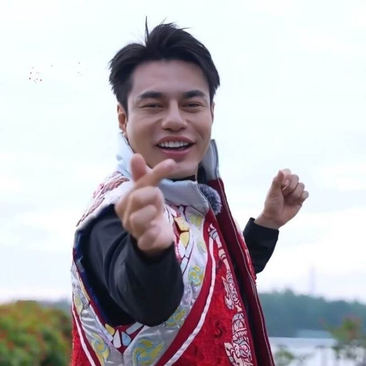 Ảnh Lê Dương Bảo Lâm: Hình ảnh hài hước từ “thánh livestream”