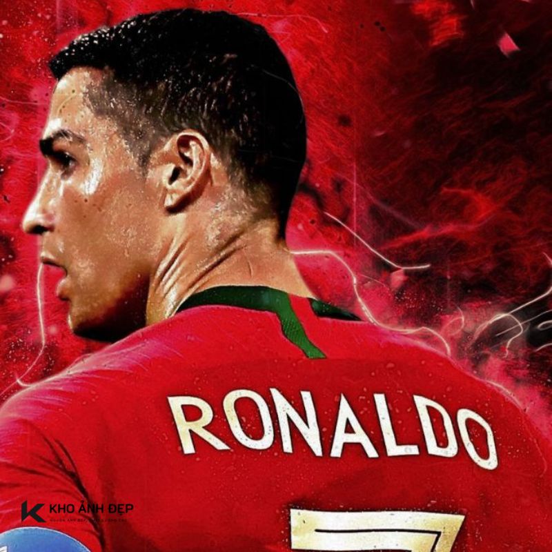 Bộ sưu tập ảnh Ronaldo ngầu, 4k cực nét và hài hước nhất 3 Ảnh Ronaldo từ sau lưng cực ngầu