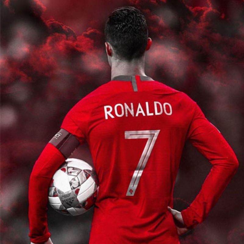 Bộ sưu tập ảnh Ronaldo ngầu, 4k cực nét và hài hước nhất 9 Hình Ronaldo ôm bóng cực nét