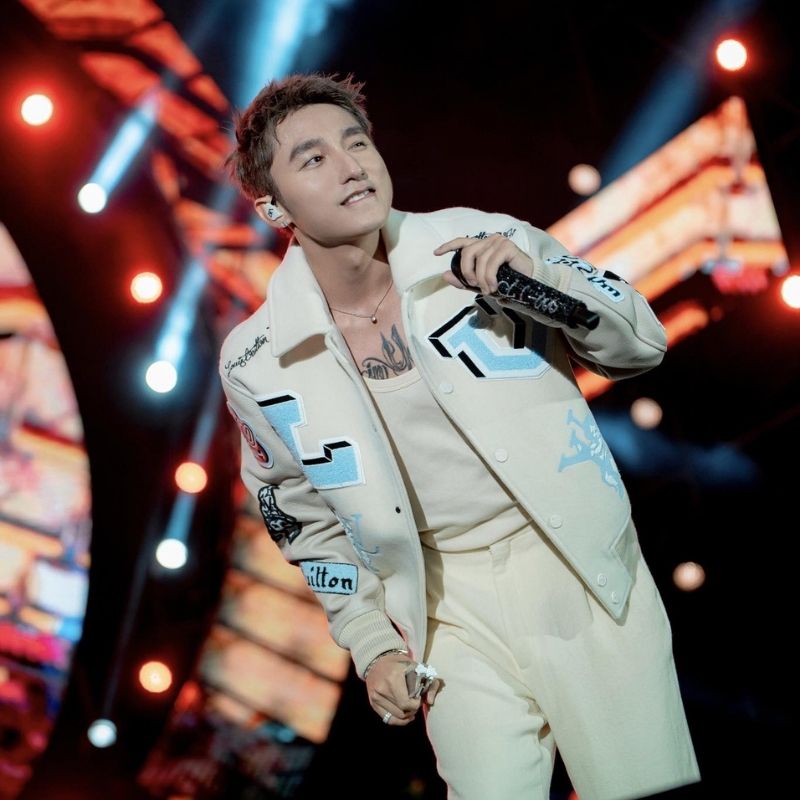 +99 ảnh Sơn Tùng M-TP mới nhất, thần thái đỉnh cao cực cuốn 17 Avatar Sơn Tùng MTP đi diễn