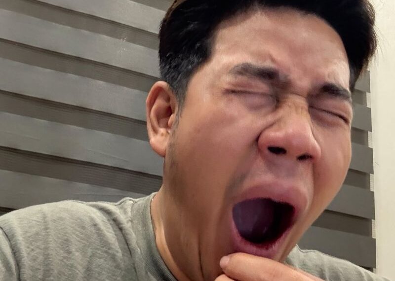 69+ Meme Chú Ba Duy kể chuyện sấm sét viral khắp mạng xã hội 14 chú ba duy ngáp